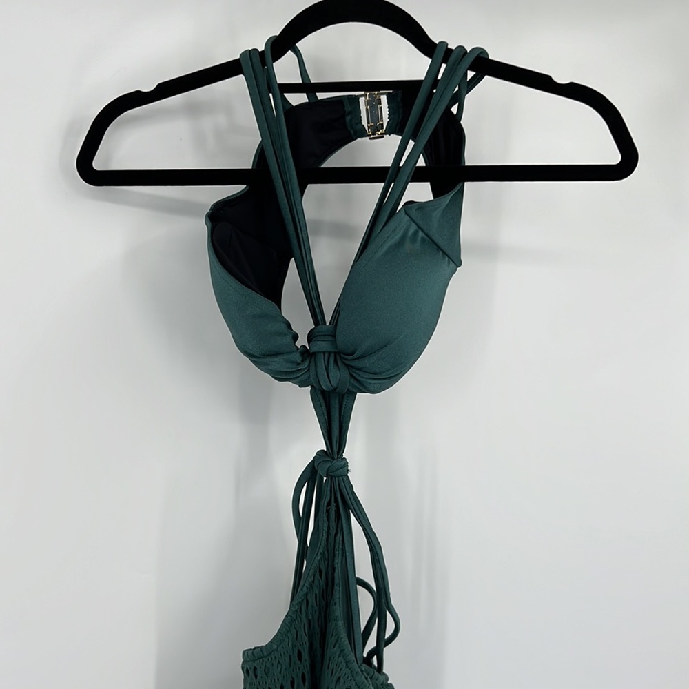 ❌SOLD❌ PatBO x Alessandra Ambrosio Cut Out Beach Dress in Palace Green - Picture 5 of 10